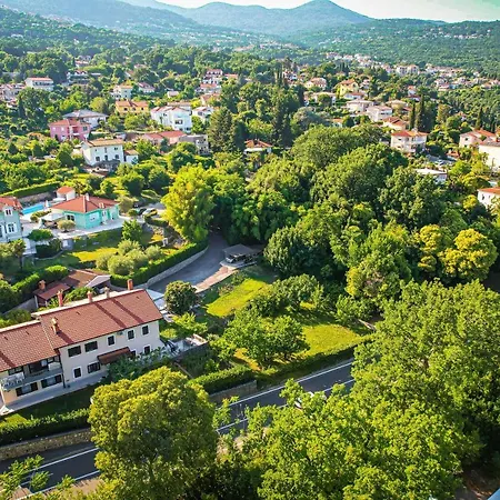 Apartment Igor No.1 - Free Parking - Ika, Opatija